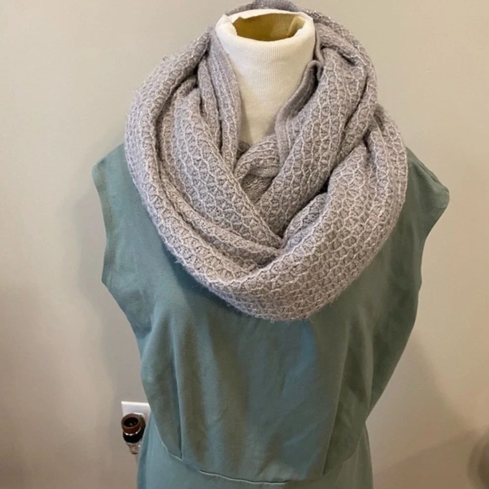Calvin Klein Gray Knit Infinity Scarf